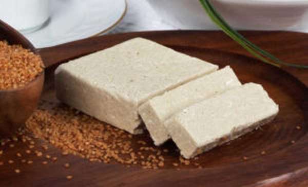 Чем полезна кунжутная (тахинная) халва