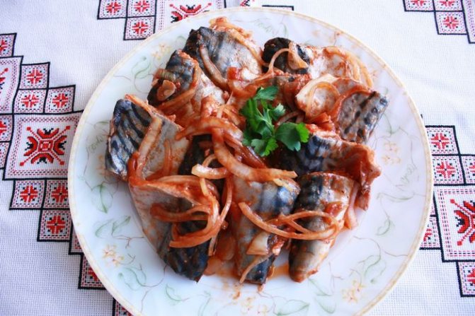 Как приготовить рыбу путассу пошагово с фото. Рецепты жареная на сковороде, запеченная по-корейски, в кляре, под сметаной