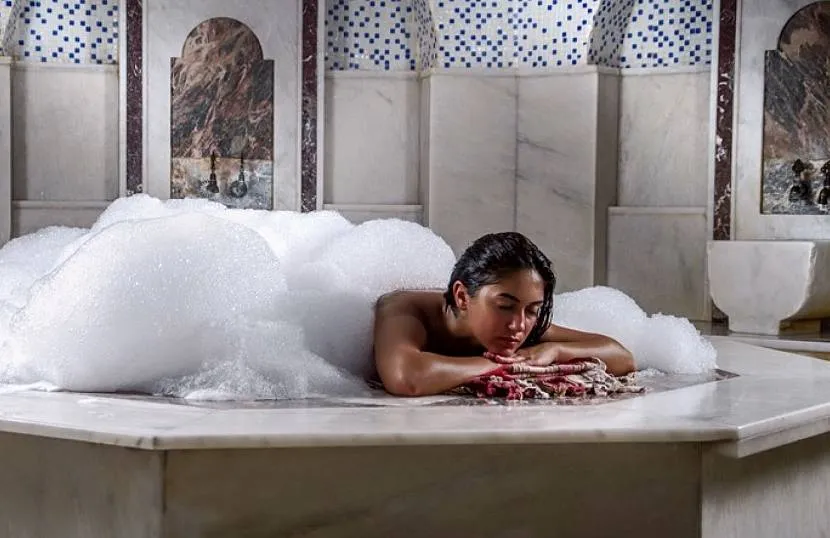 Массажный стол