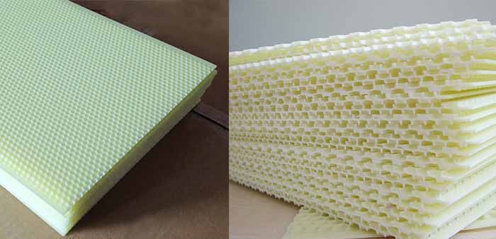 Пластиковая вощина